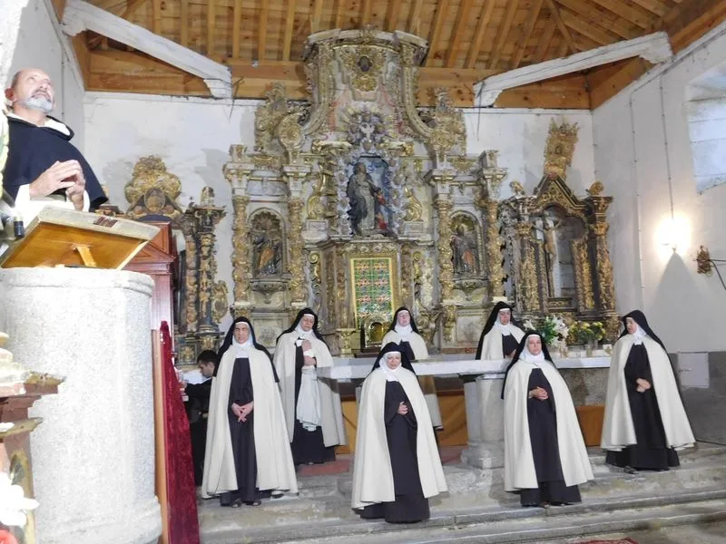 Foto 4 -   Vibrante encuentro con la santa en Do&ntilde;inos de Ledesma a trav&eacute;s de &lsquo;Teresa, la jardinera de la ...
