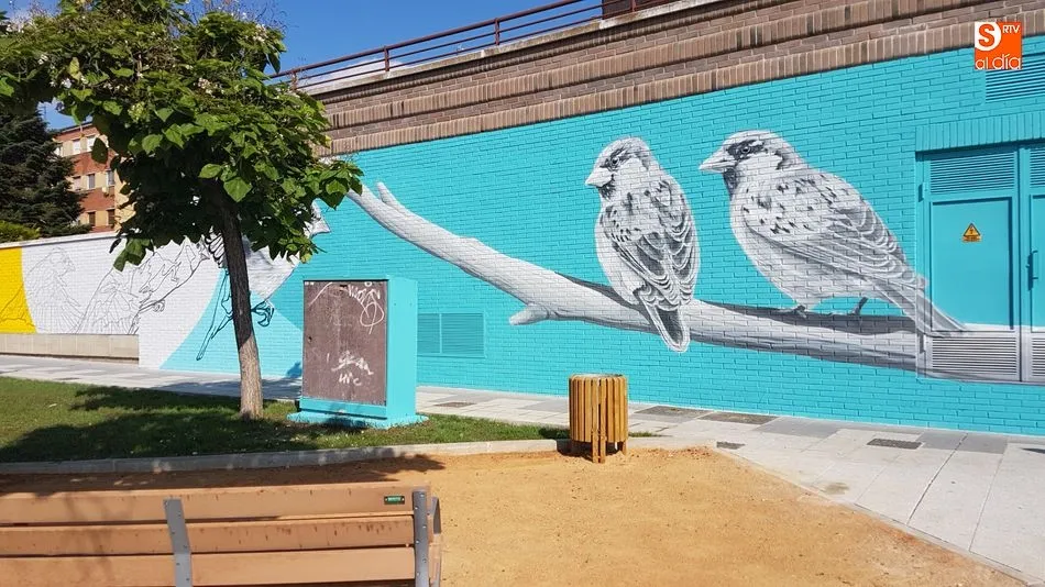 Foto 2 - El Rollo estrena una gran zona de juegos infantiles y deportiva en la calle Alicante