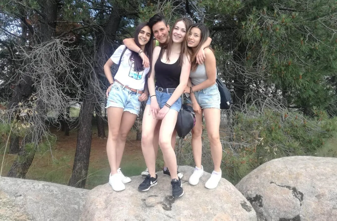 Foto 4 - Los alumnos de Religi&oacute;n del IES Campo Charro se van de excursi&oacute;n al Parque de Atracciones de...