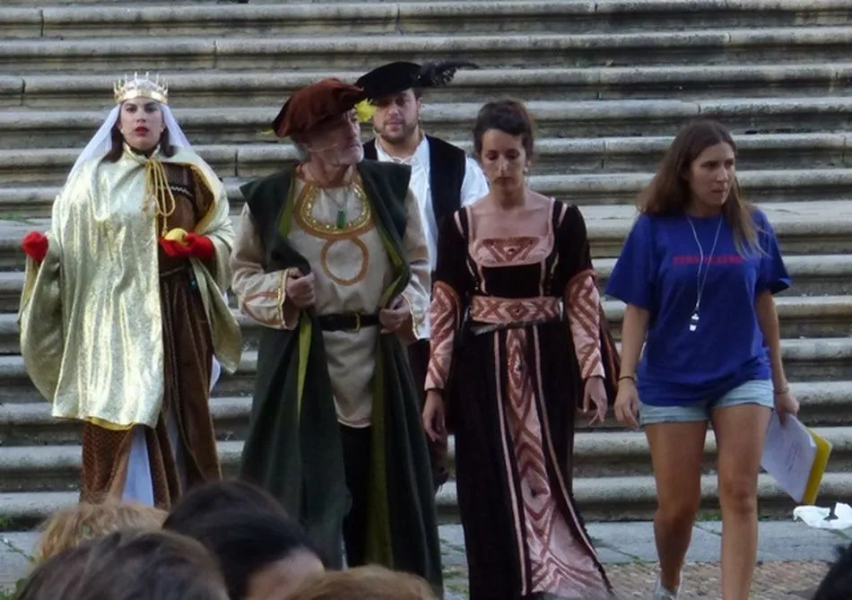 Foto 4 - Et&oacute;n Teatro vuelve a las calles con el estreno de&nbsp;&lsquo;Juegos de escarnio&rsquo;, su obra m&aacute;s salvaje  