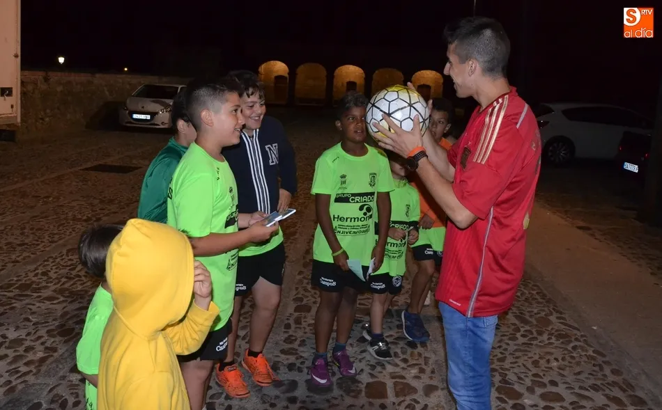 El centro histórico se empapa de espíritu mundialista con un juego especial de orientación  