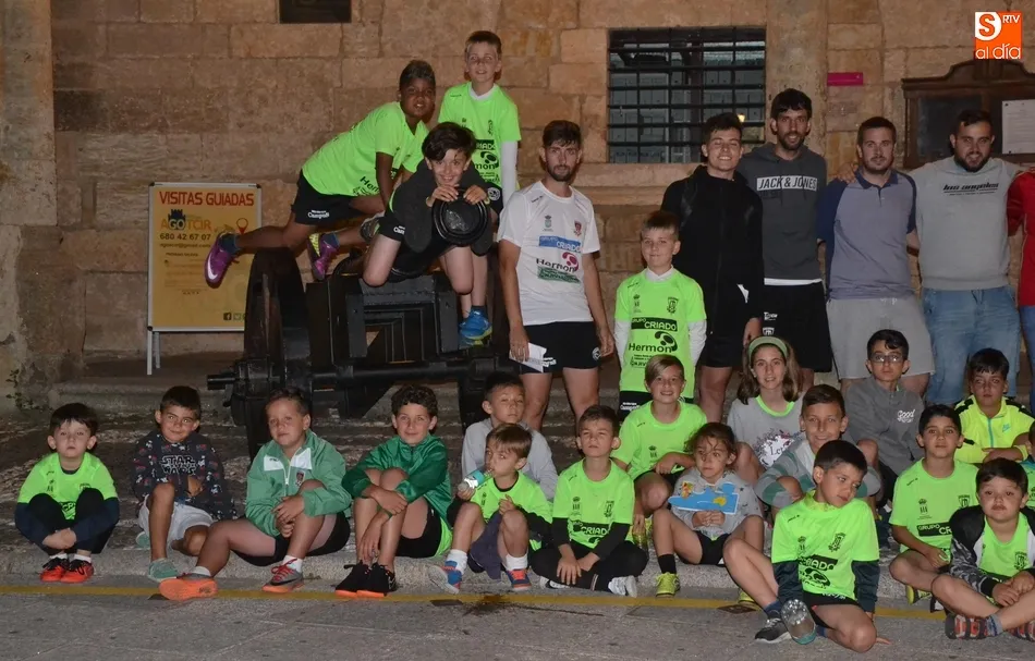 Foto 6 - El centro hist&oacute;rico se empapa de esp&iacute;ritu mundialista con un juego especial de orientaci&oacute;n  