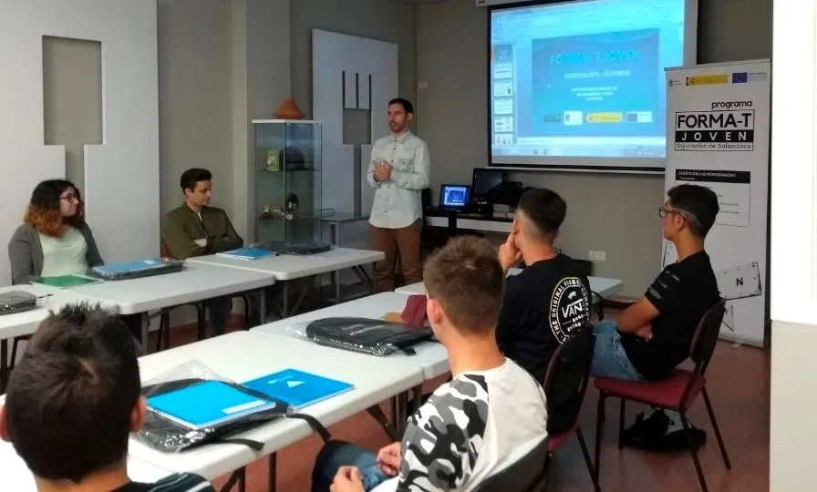 Foto 2 - Cinco cursos de la Diputaci&oacute;n forman a 75 becados del programa Forma-T Joven