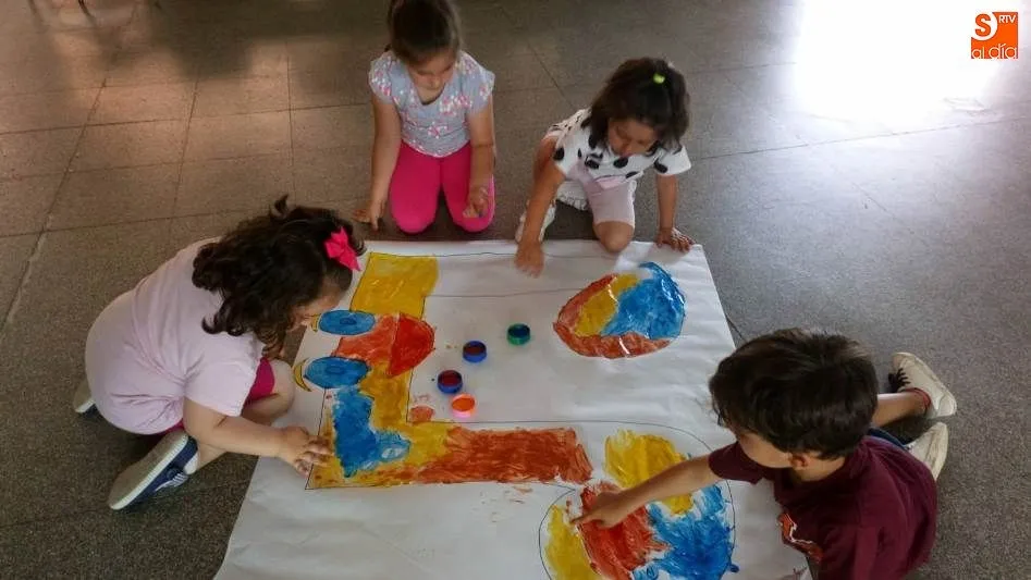 Foto 10 - Actividades art&iacute;sticas en la ludoteca de verano