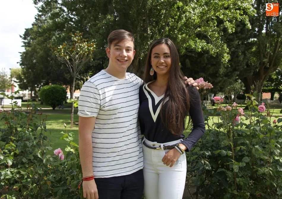 Foto 5 - Simpat&iacute;a y belleza, as&iacute; es la Corte de Honor juvenil  