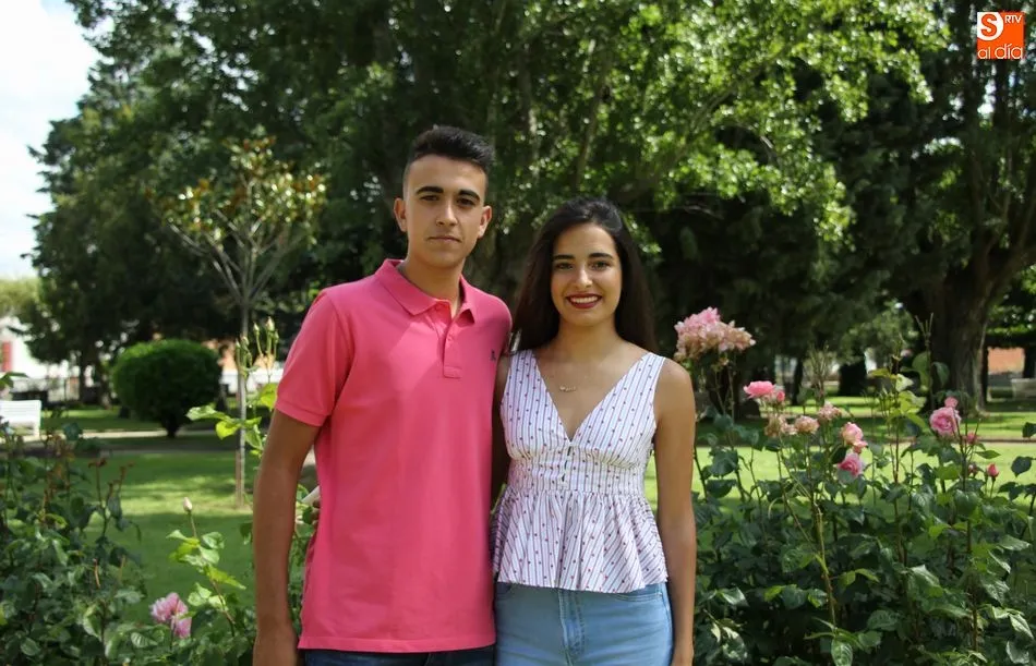 Foto 4 - Simpat&iacute;a y belleza, as&iacute; es la Corte de Honor juvenil  