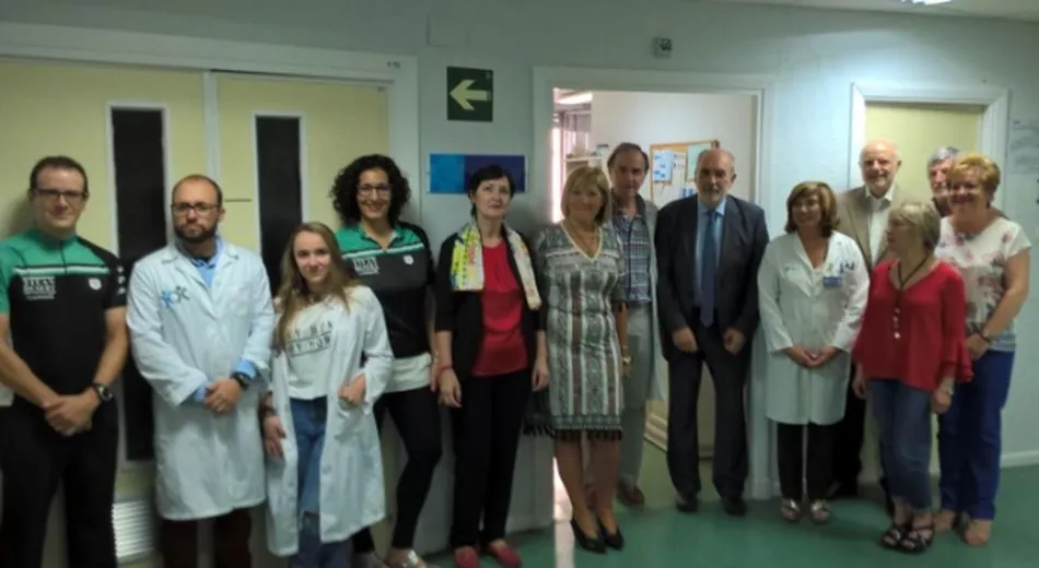 Entrega del donativo recaudado por Enusa a la asociación ASCOL en Salamanca