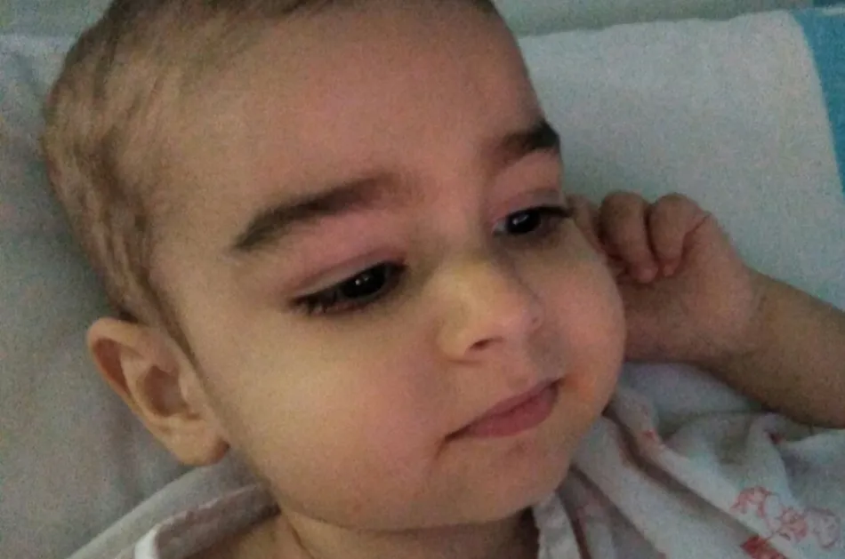 Izan, el pequeño de Castellanos de Moriscos, que anima a ser donantes de sangre y médula