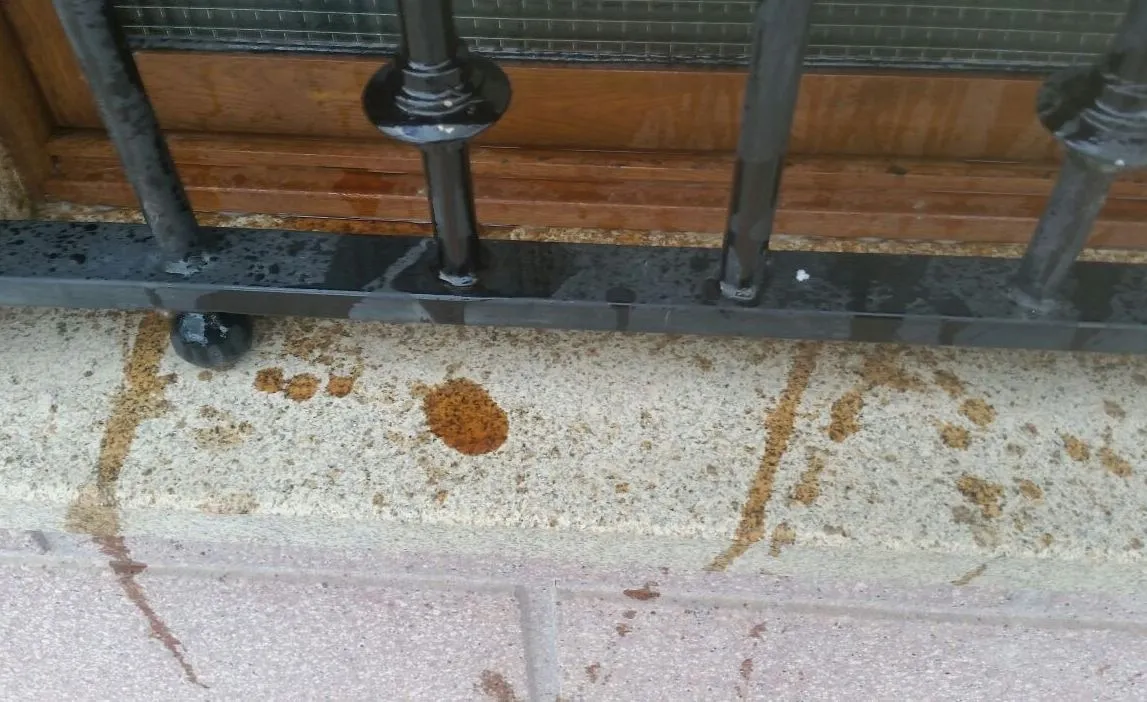 Foto 2 - Denuncian varios actos de vandalismo en Las Canteras y al final de la Avenida de B&eacute;jar  