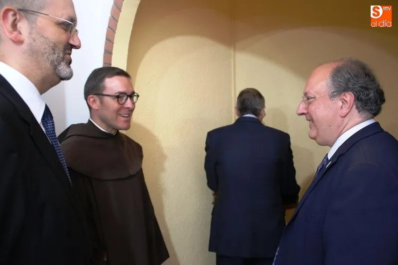 Foto 2 - "La muestra VITOR TERESA ser&aacute; un revulsivo importante para Alba de Tormes"