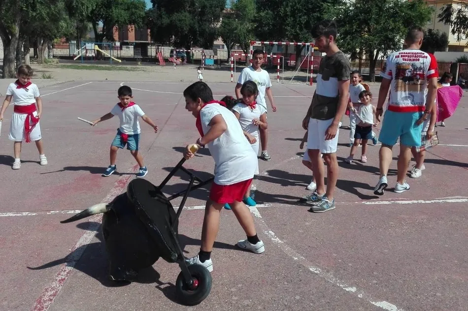 Foto 4 - Conciliamos en Verano festeja San Ferm&iacute;n con la presencia de recortadores profesionales  