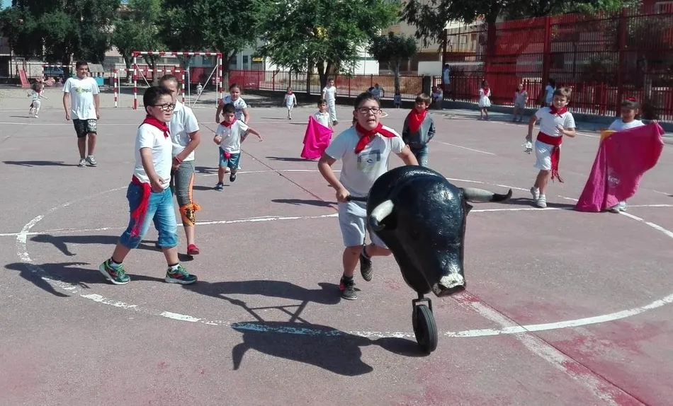 Foto 3 - Conciliamos en Verano festeja San Ferm&iacute;n con la presencia de recortadores profesionales  