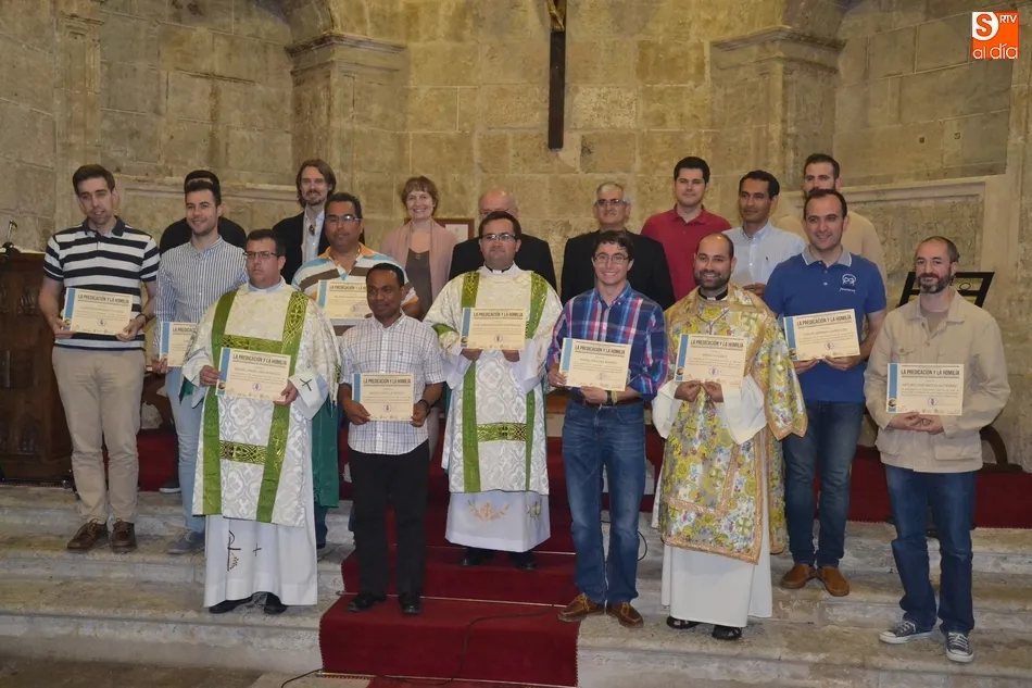 Foto 11 - Finaliza con una sesi&oacute;n pr&aacute;ctica en la Iglesia de San Pedro-San Isidoro el curso de oratoria  