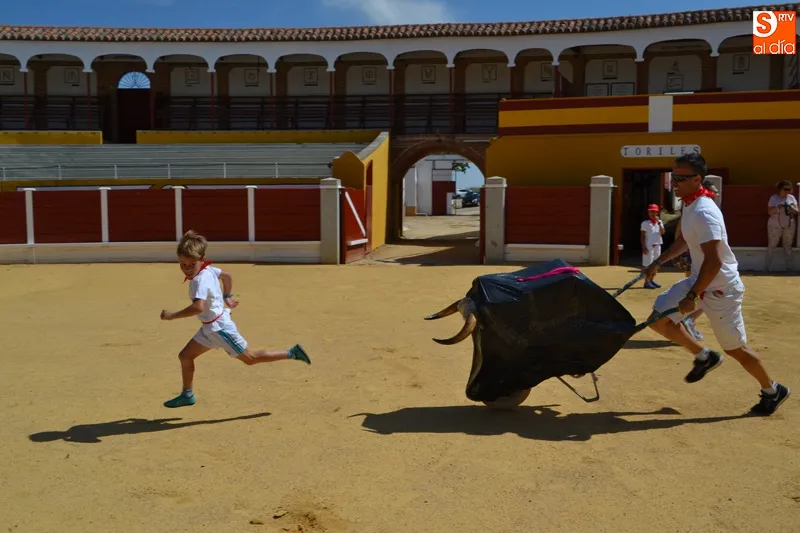 Foto 3 - A San Ferm&iacute;n venimos... el lema m&aacute;s coreado tambi&eacute;n en los campamentos urbanos del CID&nbsp;