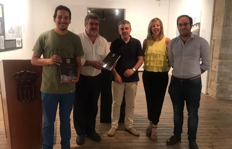 Ve la luz el encomiable catálogo gratuito de la muestra ‘Fortificaciones, Poblados y...