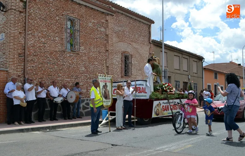Foto 4 - Decenas de conductores se encomiendan a San Crist&oacute;bal en su d&iacute;a grande