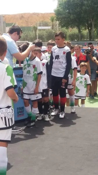 Foto 4 - Los benjamines del Sporting Carbajosa se proclaman subcampeones de la Costa Blanca Cup  