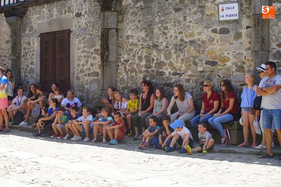 Foto 6 - La literatura se adue&ntilde;a del centro de La Alberca