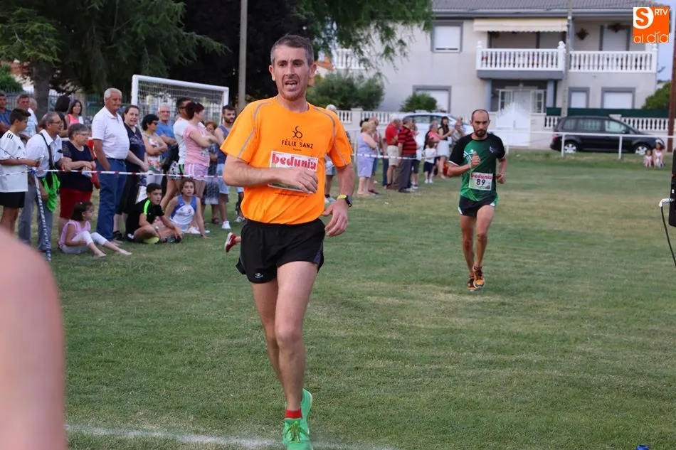 Foto 7 - Alejandro Codesal e Isabel Almaraz, los mejores en la XI Carrera Popular de Villoruela  