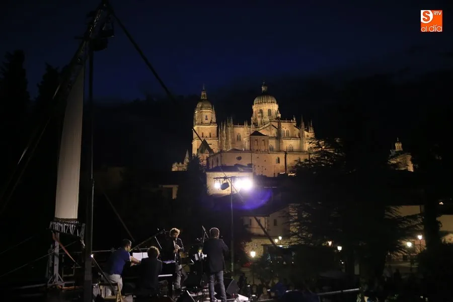 Foto 2 - El Tr&iacute;o Musicalis, diez a&ntilde;os de &eacute;xitos  