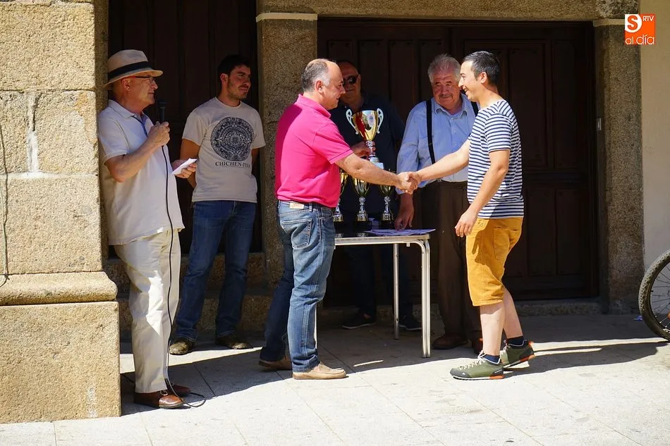 Foto 4 - Mario Rivero gana el concurso de vinos artesanales de la Sierra de Francia