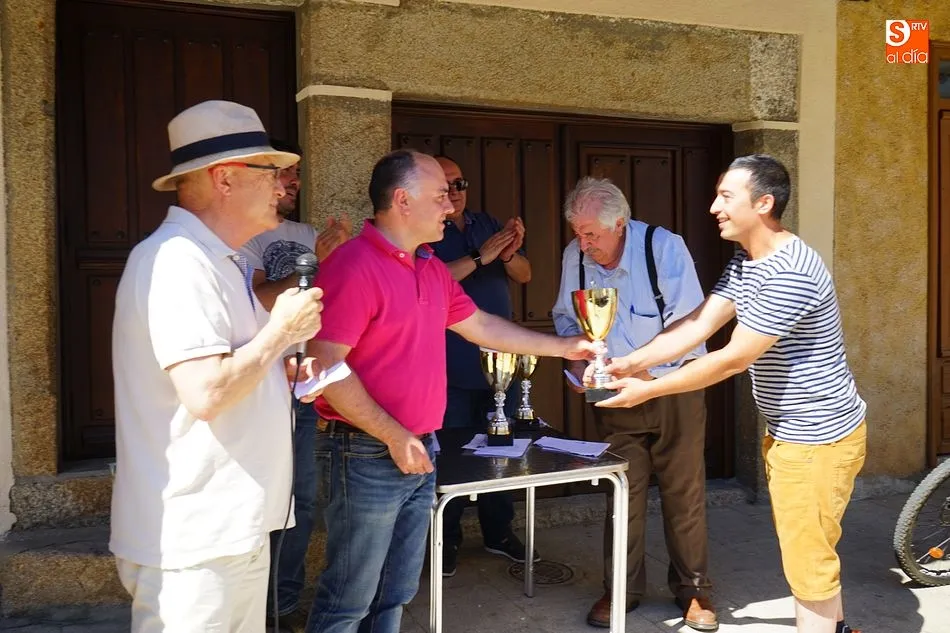 Foto 3 - Mario Rivero gana el concurso de vinos artesanales de la Sierra de Francia