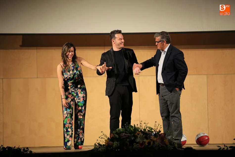 Foto 7 - Salamanca rinde homenaje al deporte con&nbsp;la XX Gala de Baloncesto de Castilla y Le&oacute;n  
