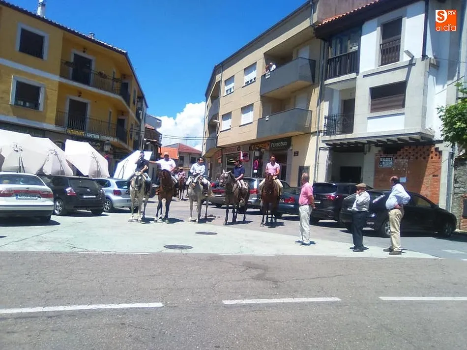 Foto 2 - Linares de Riofr&iacute;o vive con emoci&oacute;n el mundo del caballo