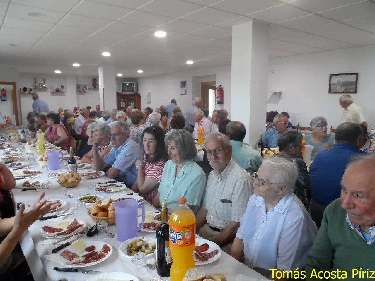 Foto 9 - Dos parejas celebran sus Bodas de Oro en la fiesta de la Asociaci&oacute;n El Tilero  