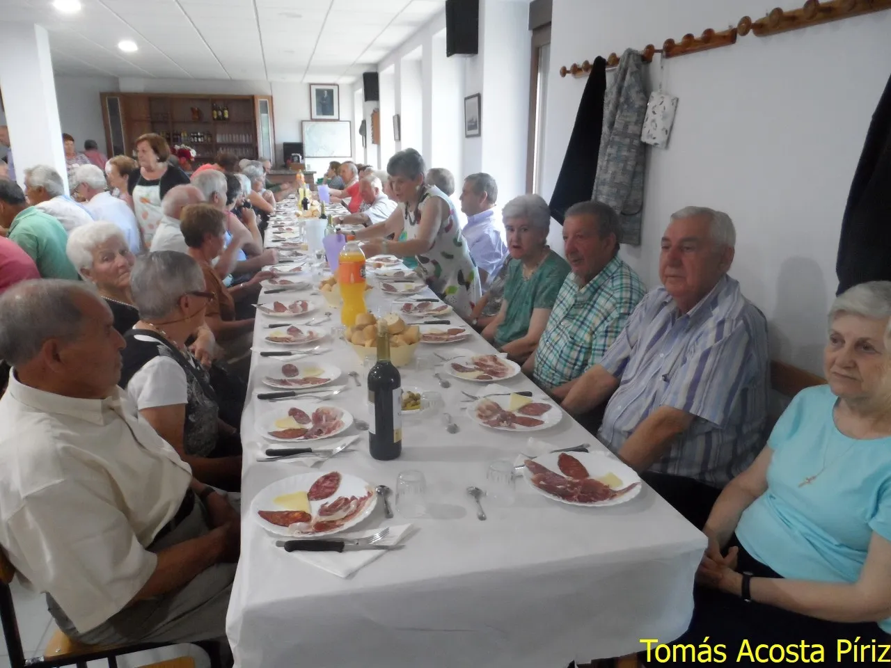 Foto 8 - Dos parejas celebran sus Bodas de Oro en la fiesta de la Asociaci&oacute;n El Tilero  