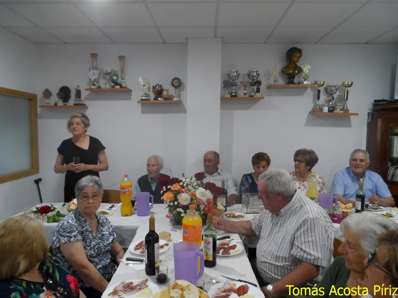 Foto 7 - Dos parejas celebran sus Bodas de Oro en la fiesta de la Asociaci&oacute;n El Tilero  
