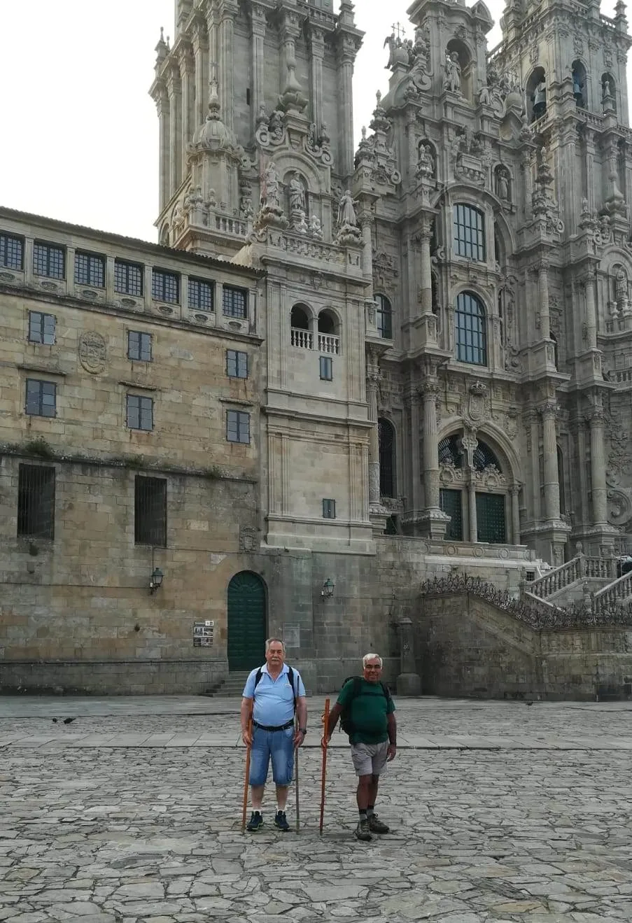 Foto 2 - Cinco mirobrigenses afrontan el Ep&iacute;logo del Camino de Santiago  