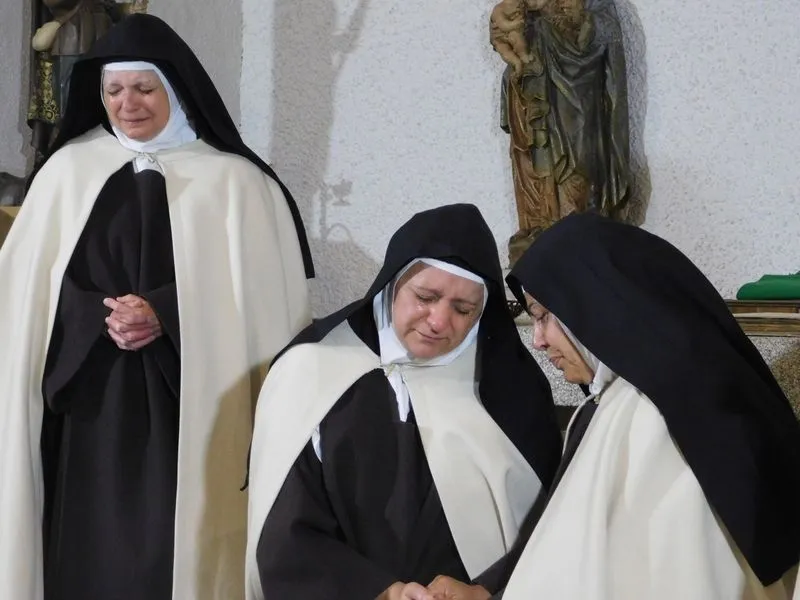 Foto 7 - La luz de Teresa invade los rincones de santo Tom&aacute;s Ap&oacute;stol&nbsp;  