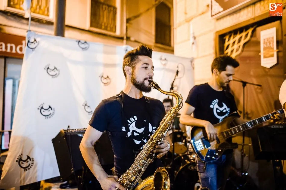 Foto 7 - Alba de Tormes al D&iacute;a celebra su d&eacute;cimo aniversario con una gran noche de rock
