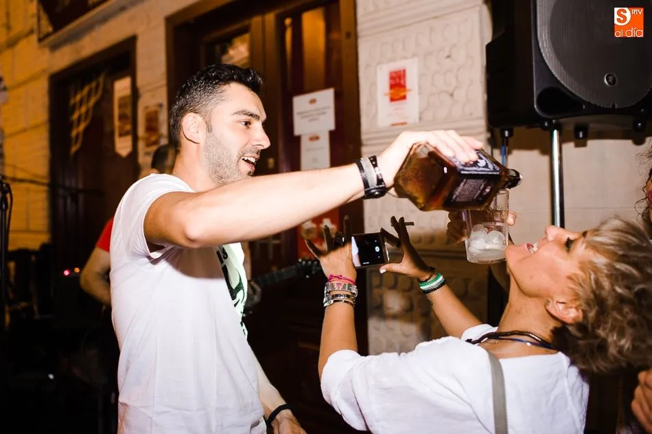 Foto 4 - Alba de Tormes al D&iacute;a celebra su d&eacute;cimo aniversario con una gran noche de rock