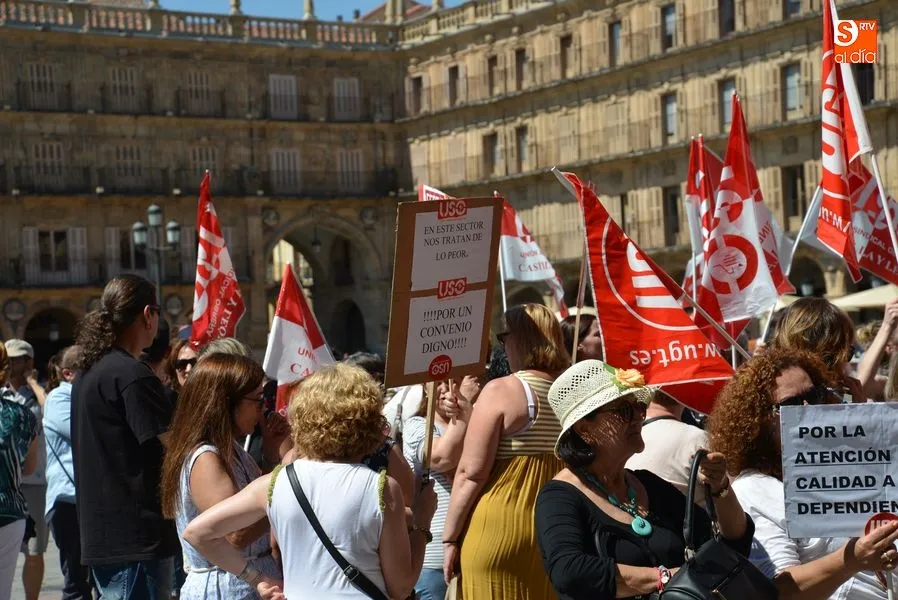 Foto 4 - &ldquo;Somos enfermeras, cuidadoras, limpiadoras y en algunos momentos nos tratan como criadas&rdquo;  