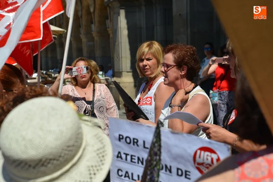 Foto 10 - &ldquo;Somos enfermeras, cuidadoras, limpiadoras y en algunos momentos nos tratan como criadas&rdquo;  