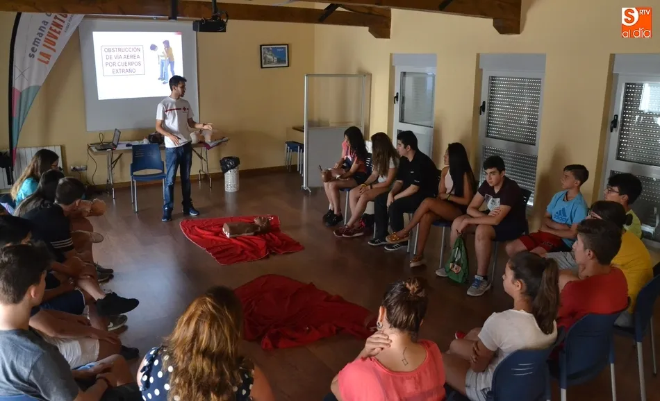 Foto 8 - Un total de 18 j&oacute;venes reciben formaci&oacute;n en primeros auxilios  