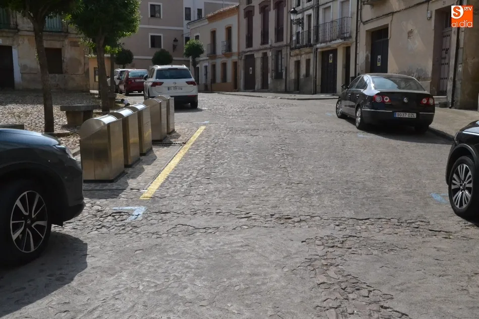 Foto 3 - El Ayuntamiento pide el 1,5% Cultural para reformar las plazas de Amayuelas y del Campo de...