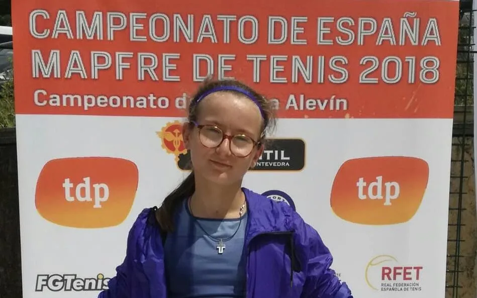 Carolina Benito toma parte en el Campeonato de España Alevín  