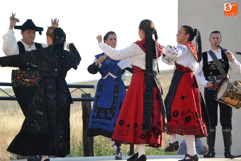 Este fin de semana, doble cita festiva en la Avenida de España y el Barrio Nuevo con algunas...