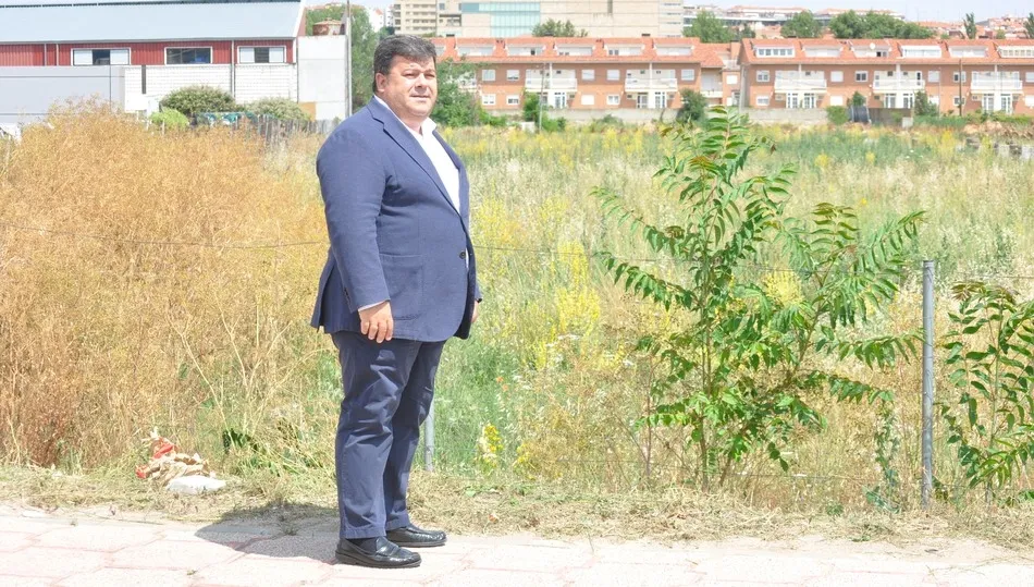 El concejal de Urbanismo, Francisco Miguel García, destaca la importancia del proyecto para Santa Marta