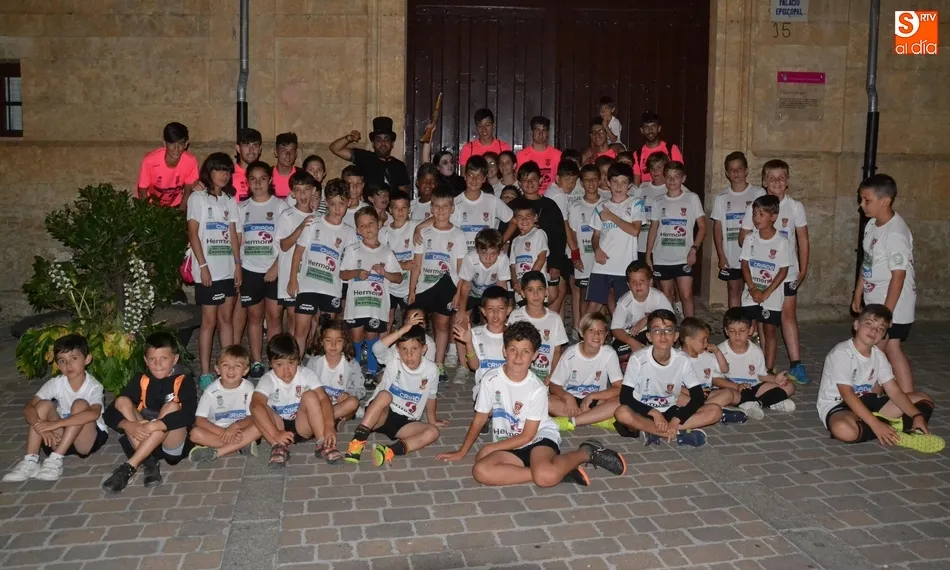 Foto 3 - El Mir&oacute;briga Campus vive una noche en el recinto amurallado al estilo maldito  