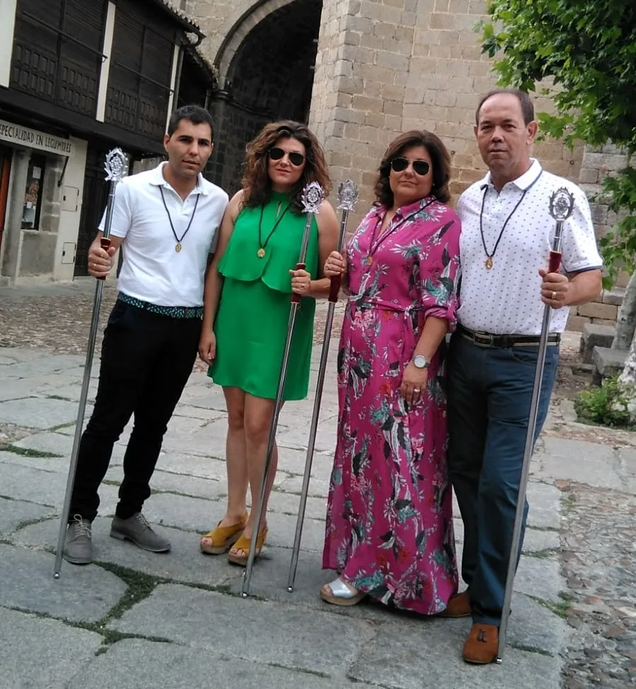 Foto 4 - Ledesma escolta a la Virgen del Carmen desde su ermita hasta Santa Mar&iacute;a La Mayor