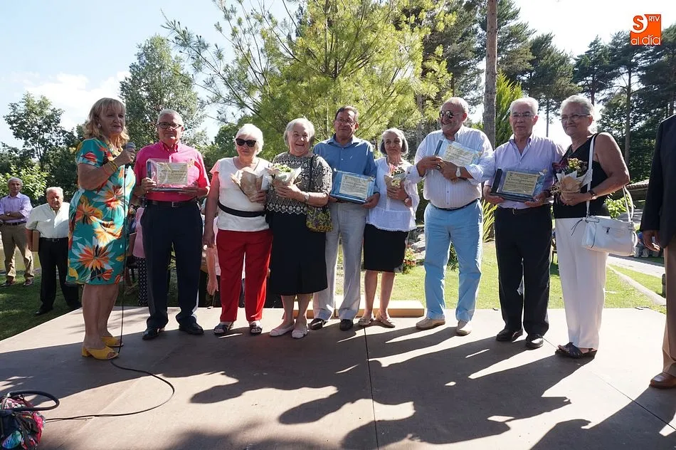 Foto 6 - Medio millar de mayores disfrutan en La Alberca de su jornada anual
