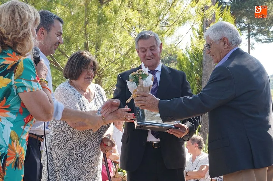 Foto 4 - Medio millar de mayores disfrutan en La Alberca de su jornada anual
