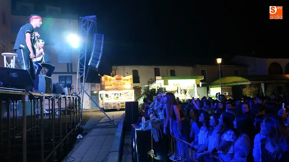 Foto 7 - Ocer y Rade rapean el inicio de las Fiestas del Carmen