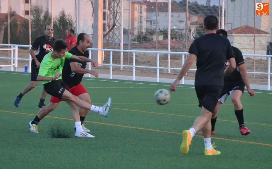 Foto 11 - [Torneo de F&uacute;tbol 7] Resultados, clasificaciones, cr&oacute;nicas e im&aacute;genes de la 1&ordf; Fase  
