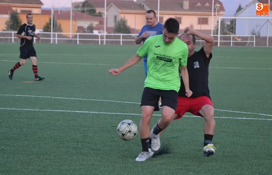 Foto 10 - [Torneo de F&uacute;tbol 7] Resultados, clasificaciones, cr&oacute;nicas e im&aacute;genes de la 1&ordf; Fase  