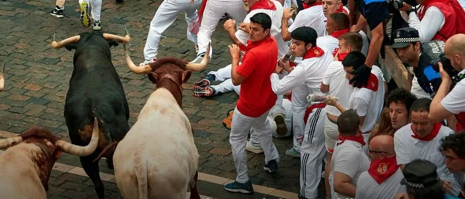 Penúltimo encierro de San Fermín con toros de Jandilla